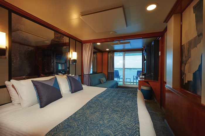 Club Balcony Suite